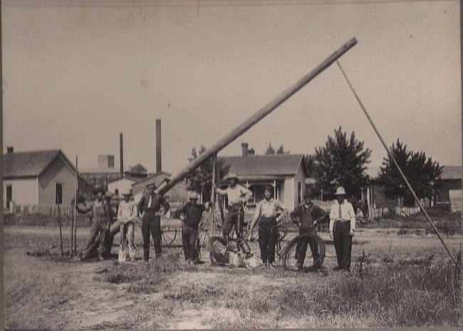 arnett-hollis-crew.jpg