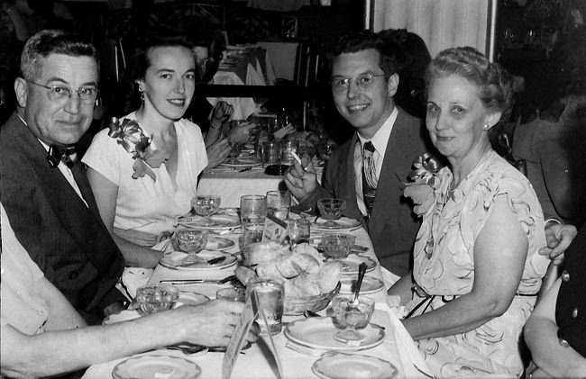 arnett-hollis-sandra-v_6ab3.jpg