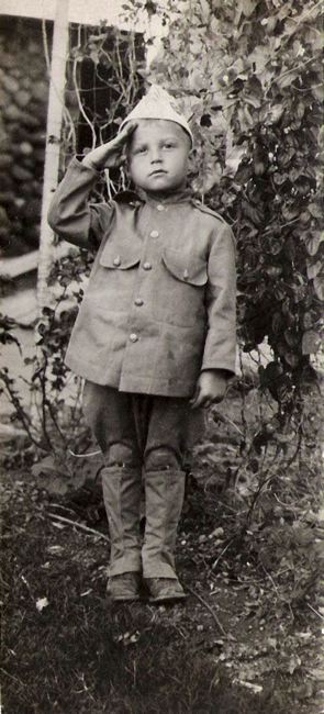 arnett-van-soldier.jpg