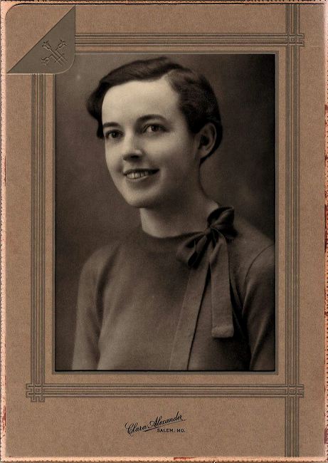 capps-alexandra-28-2.jpg