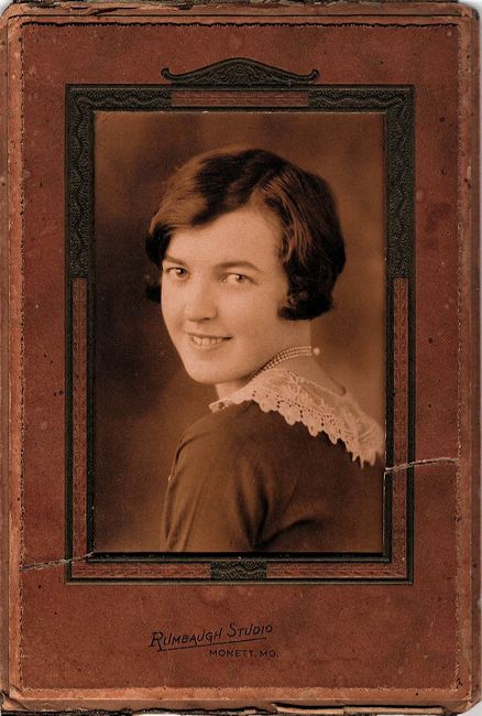 capps-alexandra-teen.jpg