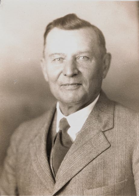 vandyke-bf-1_1.jpg