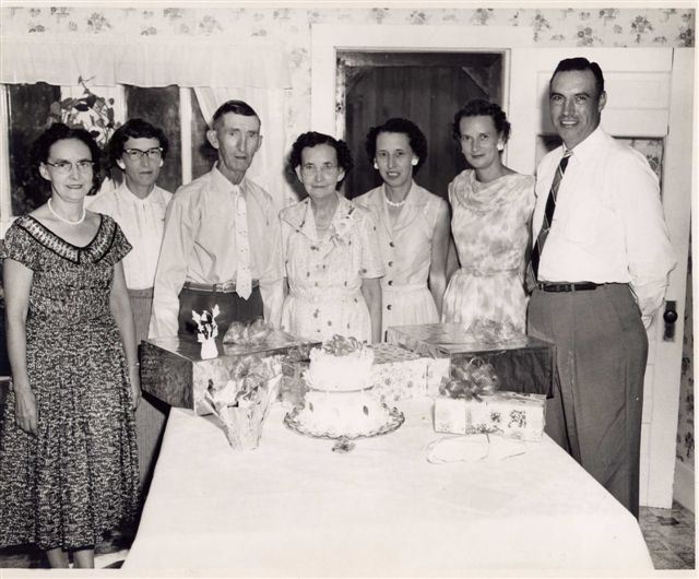 flett-lois-vera-harv_1434dd.jpg